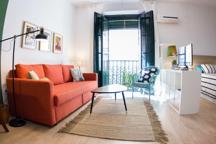 Monkeys Apartments San Isidoro Севиля Екстериор снимка